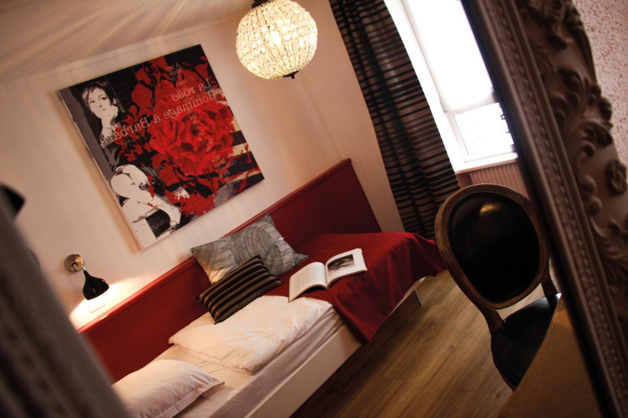 Hotel Roses Strasbourg Room photo